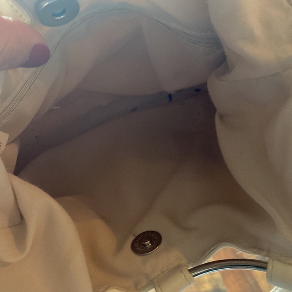 L&M direct Floral embroidered cream purse - Picture 5 of 6